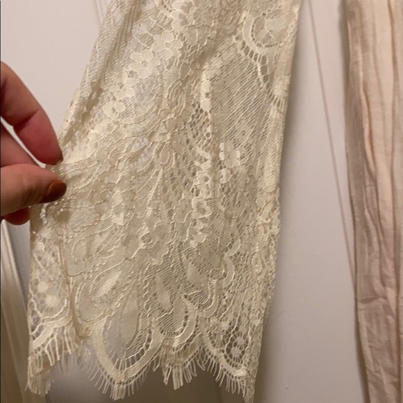 Ivory baby doll lace dress- NEVER WORN - Picture 2 of 3